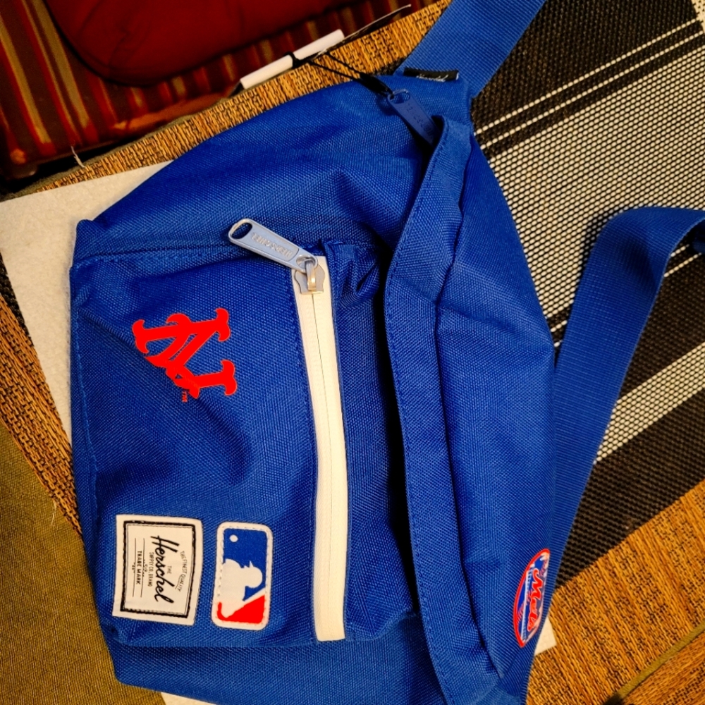 Genuine Herschel MLB Fanny pack bag NY Mets
